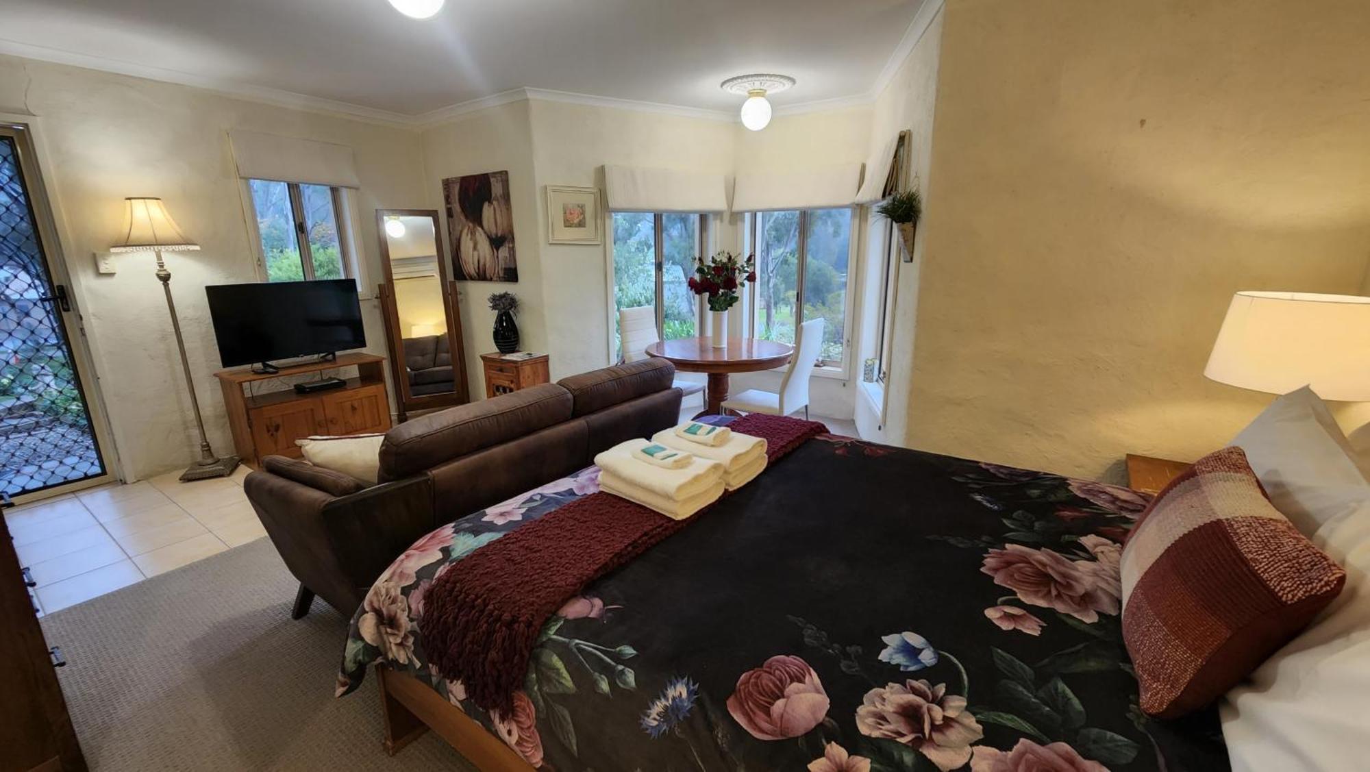 Riesling Trail & Clare Valley Cottages Habitación foto